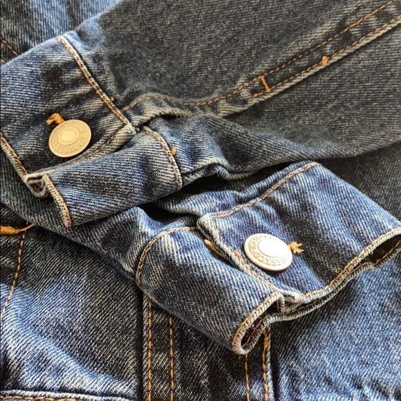 Levi’s - Picture 5 of 7